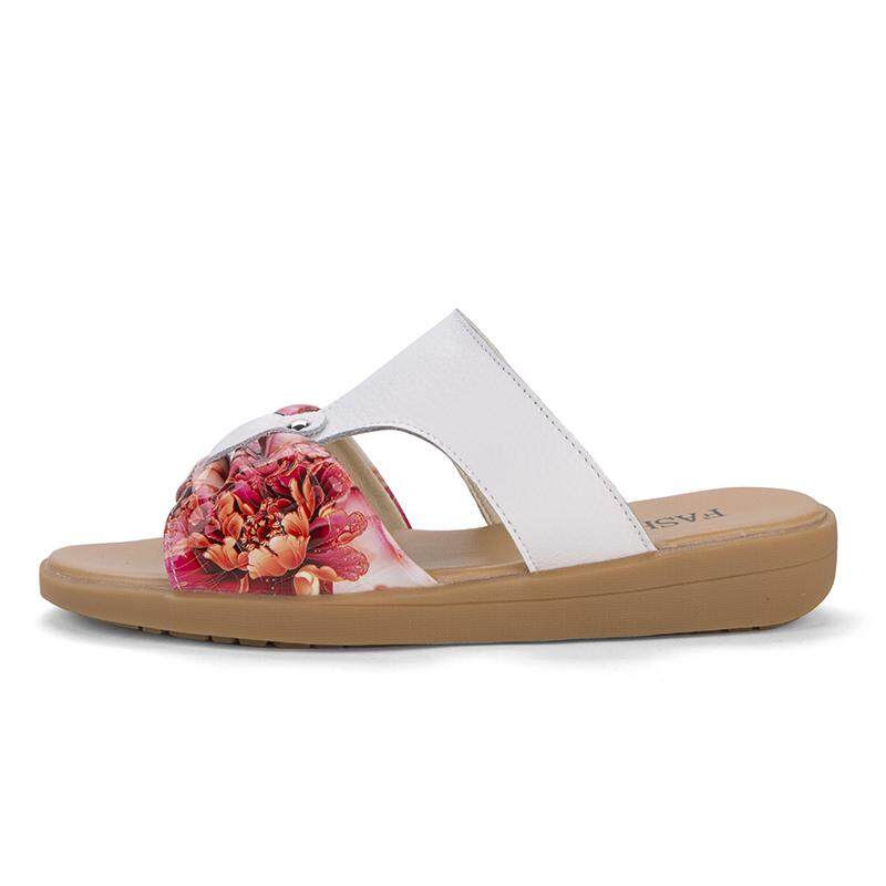 Dibuat Di Tiongkok Grosir Pabrik 2018 Desain Terbaru Sandal Wanita Penjualan Sandal Kustom-Internasional