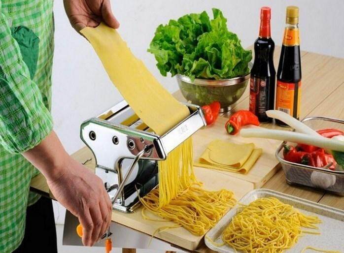 noodle maker.jpg