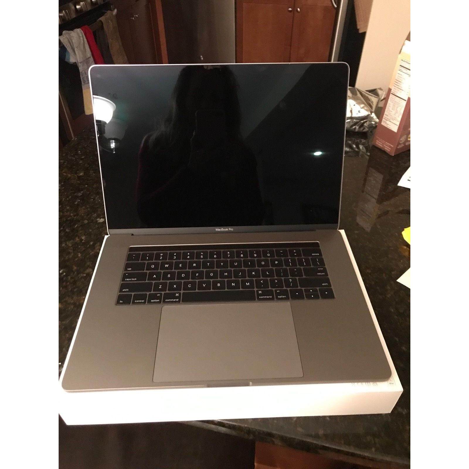 MacBook Pro 15.4 256GB Laptop with Touch Bar Malaysia