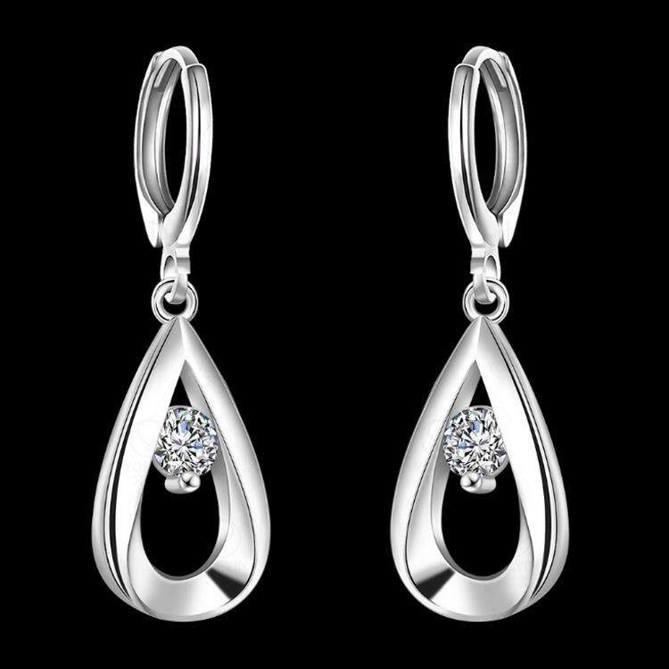 women-silverzircon-dropearrings-detail02.jpg