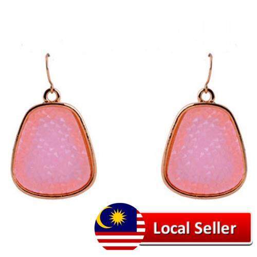 PAIR OF CHIC WOMEN'S CANDY COLOR BEADS PENDANT EARRINGS (PINK)