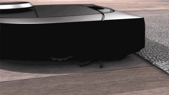 Neato D5 robotic vacuum cleaner