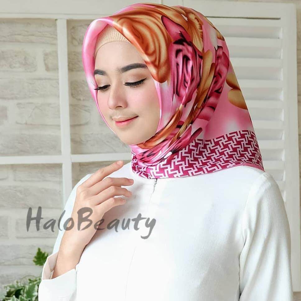 Harga Tudung Bawal Printed Square Satin Hijab L114 2020 Harga Tudung Bawal Printed Square Satin Hijab L114 2020