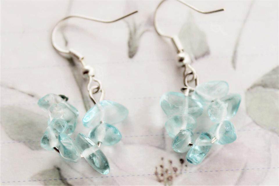 Baru untuk Membeli Satu Per Satu Biru Elf Anting-Anting Temperamen Wanita Lucu Lucu Gravel Anting-Anting Korea Temperamen Liar Kepribadian Tidak Beraturan anting-Anting (Biru Muda) -Internasional