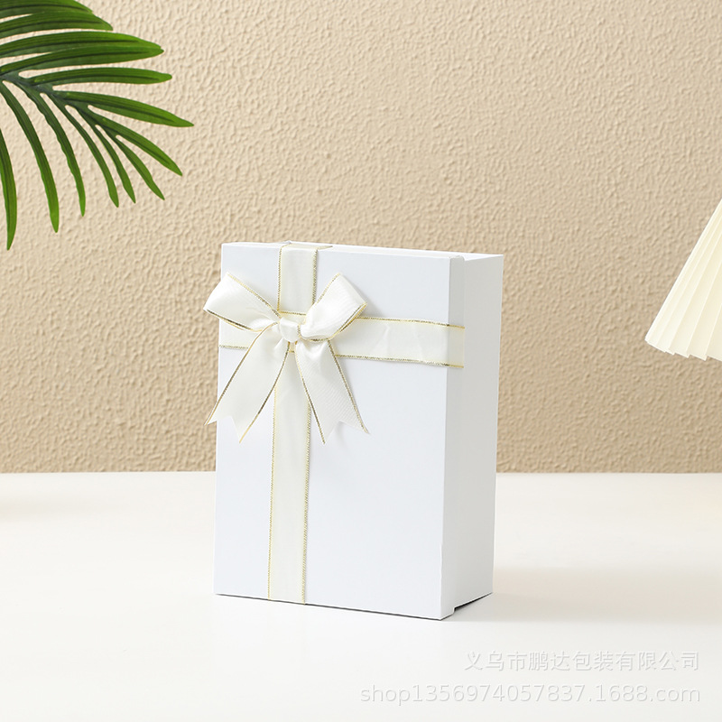 Gift box large DIY folding gift box packaging gift box / 礼物盒大型DIY折叠式礼盒 包装礼盒 / Kotak hadiah DIY saiz besar