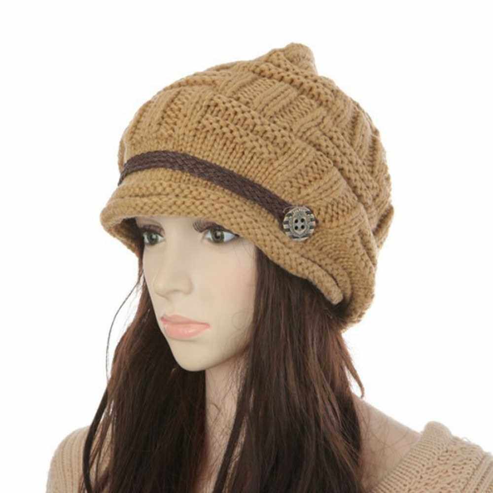 Knitted Braided Beanie Hats Cabled Checker Pattern Hat (Khaki)