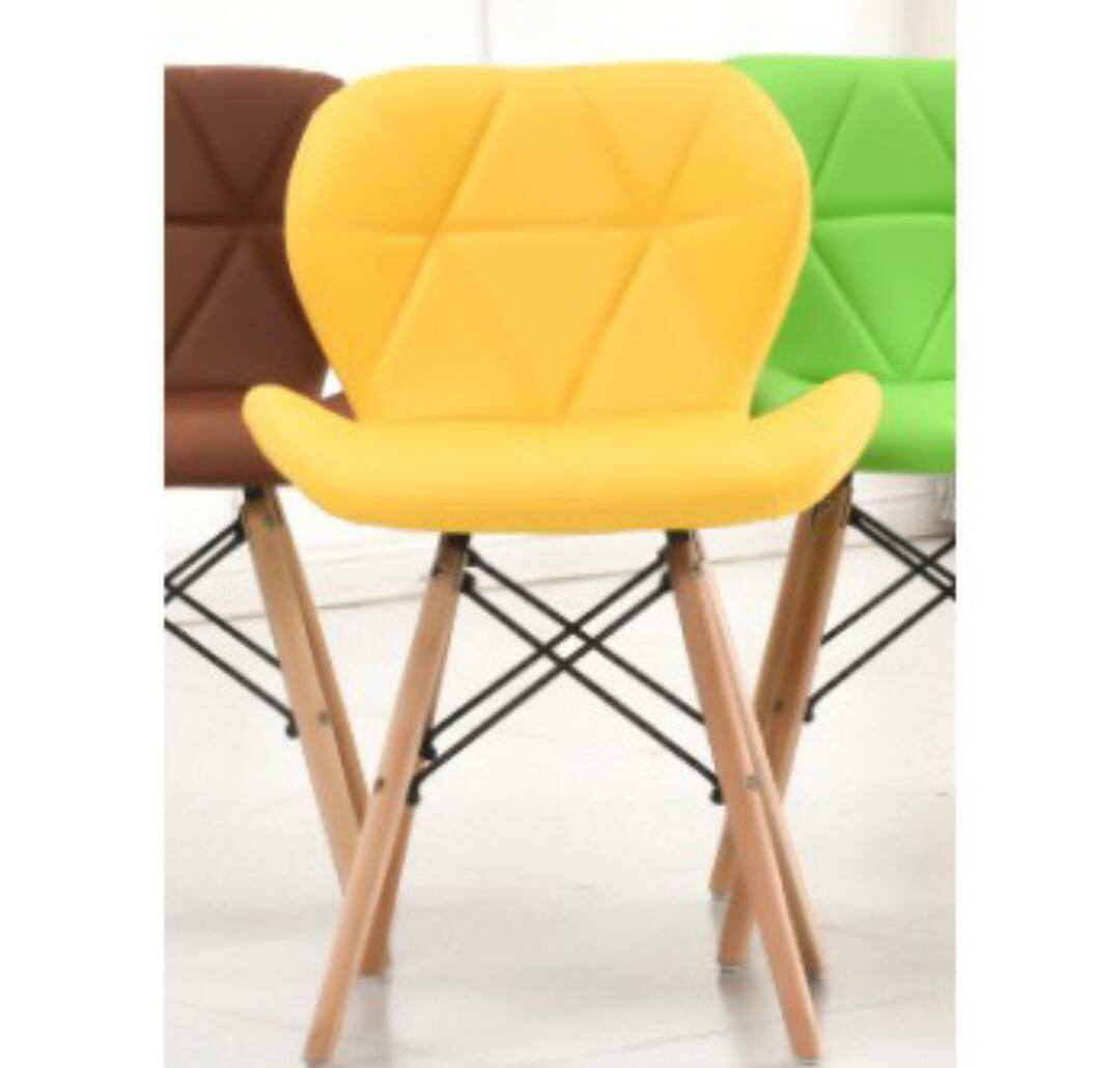 READY STOCK EAMES CHAIR LEATHER (RED/ WHITE / BLACK / YELLOW/ BLUE/ PINK),DINING CHAIR, KERUSI MAKAN, PEJABAT