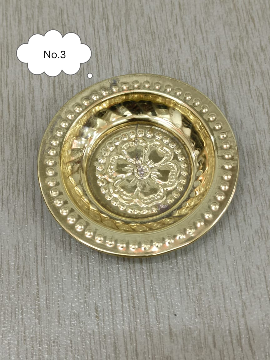 Brass Light Weight Pooja/Arthi Plate with Design