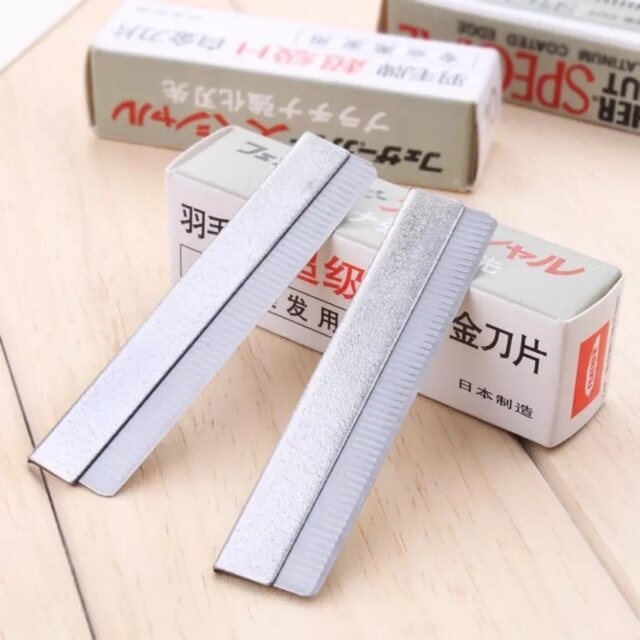1BOX 10pcs ! Eyebrow razor hair removal-feather cut special 修眉刀