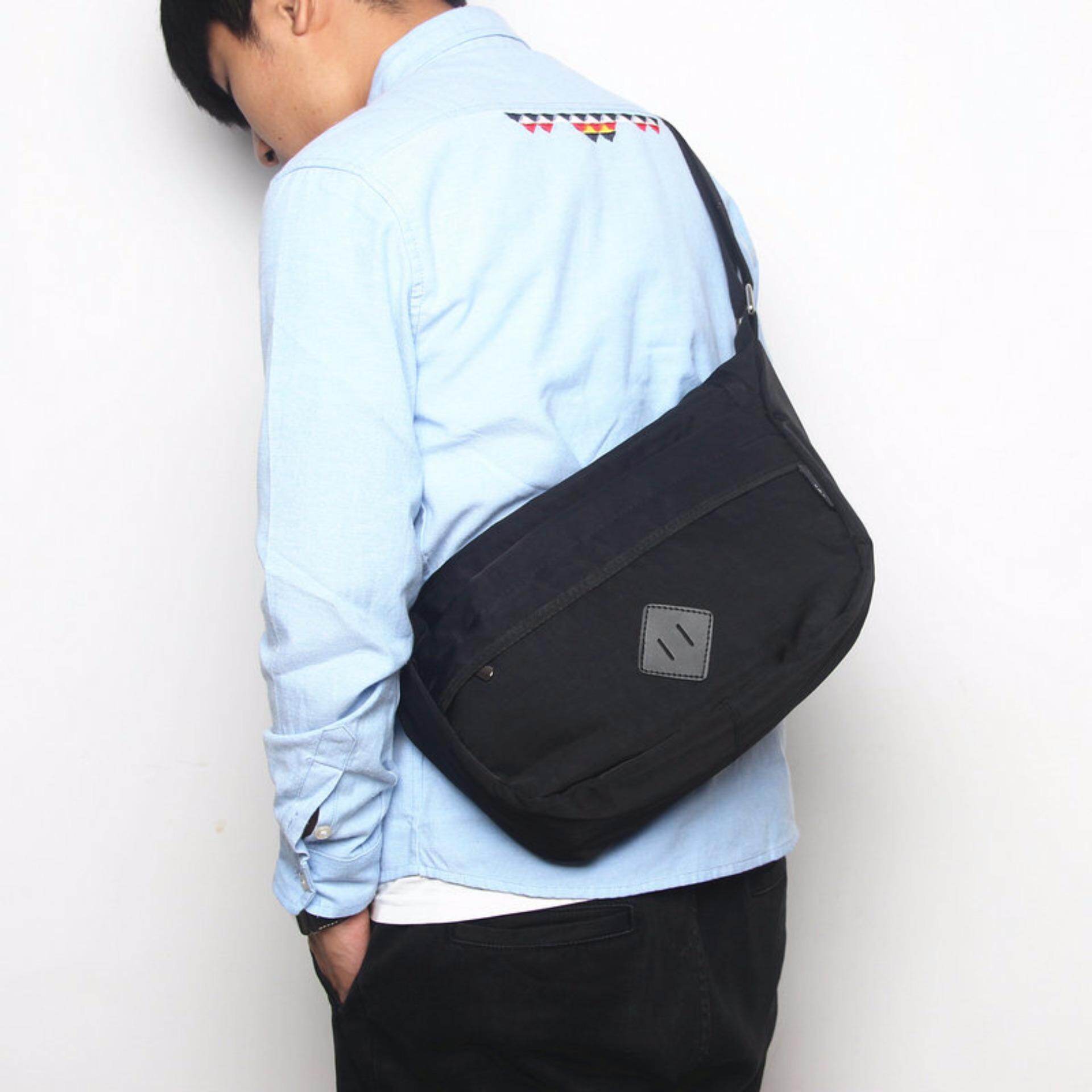 glosiry sling bag