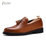 Inlike New Men Shoes Vintage Tassel Men Flats Moccasins Homme Fashion Pointed Toe Party Dress Shoes