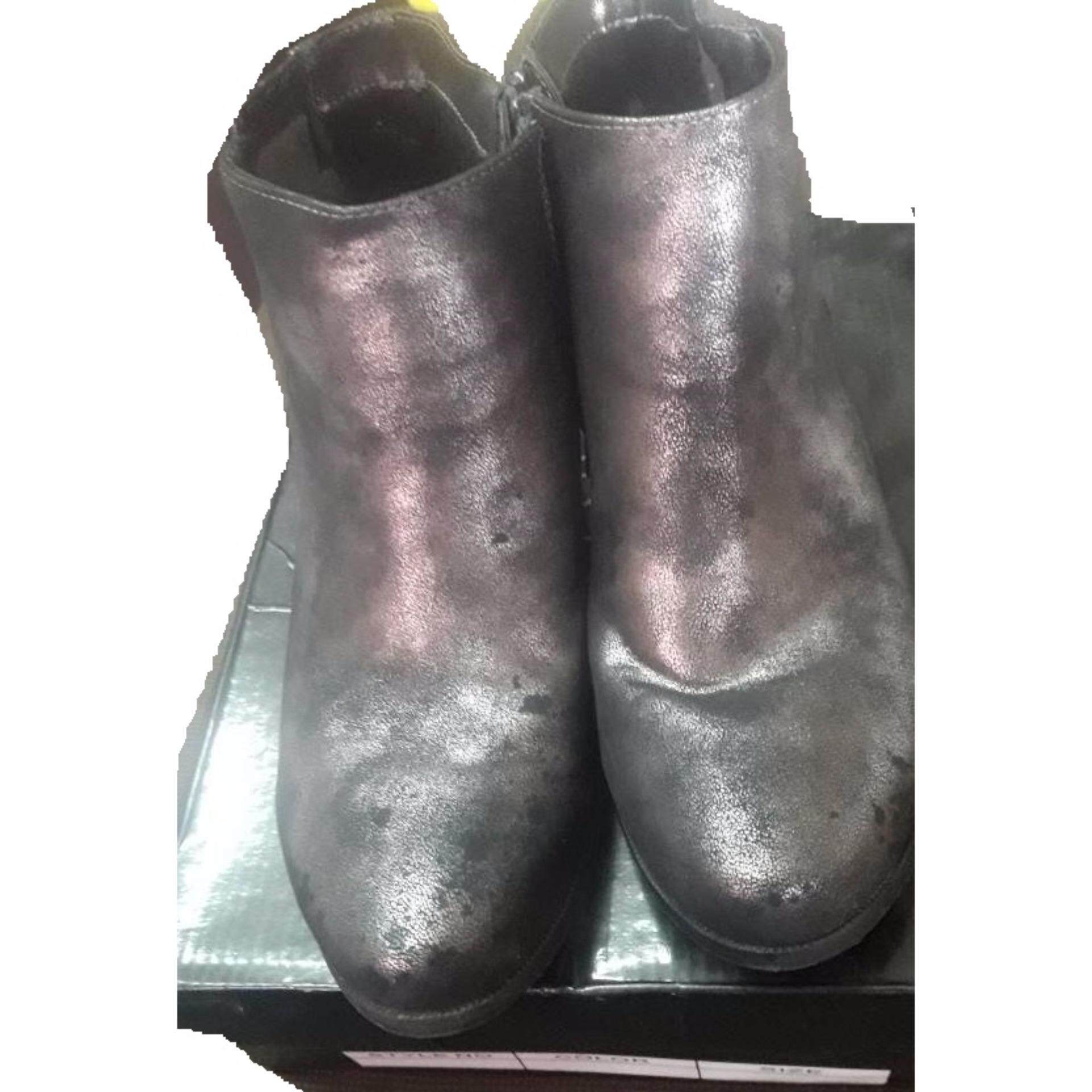 zalora chelsea boots