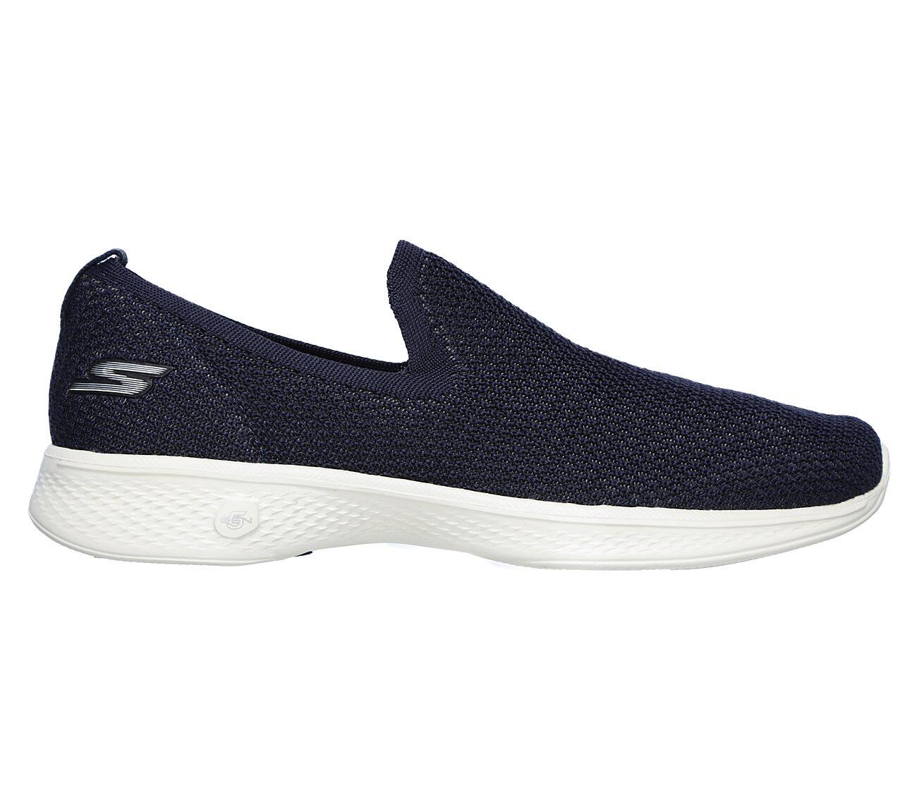 14939 skechers