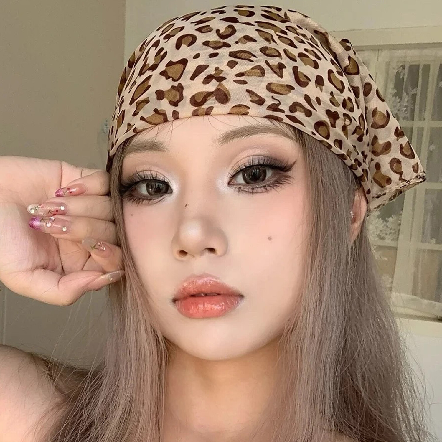 Retro Spice Girls Leopard Print Headscarf Dual Use Satin Thin Edge Scarves Leopard Print Turban Hair Scarf Hair Accessories - 3