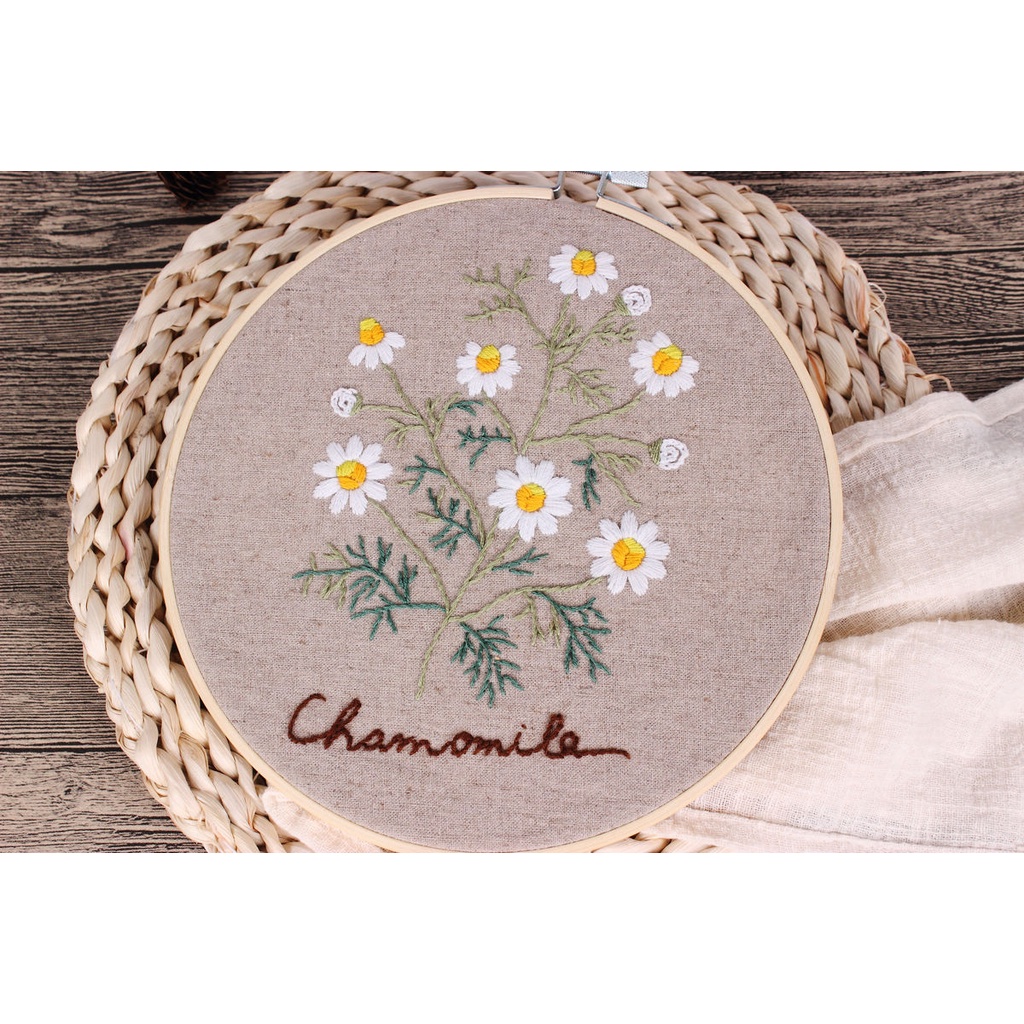 Embroidery Kit DIY Fabric Embroidery Kit Set Beginner Flowers and Grass Handmade Sewing Home Decoration DIY