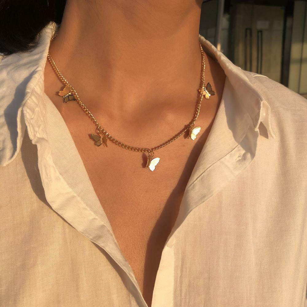 Gold chain with hot sale pendant for womens