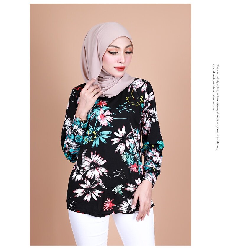 Ghaniyah Round Neck Floral Blouse New Arrival
