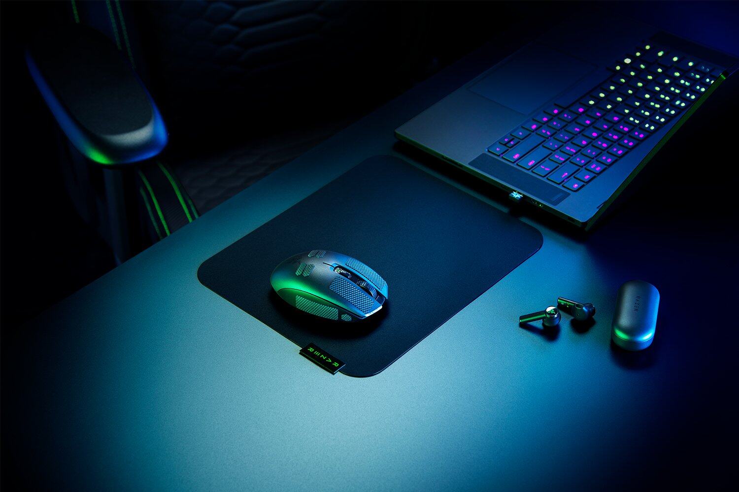 Razer Orochi V2 Wireless Gaming Mouse Ultra Lightweight Razer Orochi V2 Wireless Gaming Mouse Ultra Lightweight