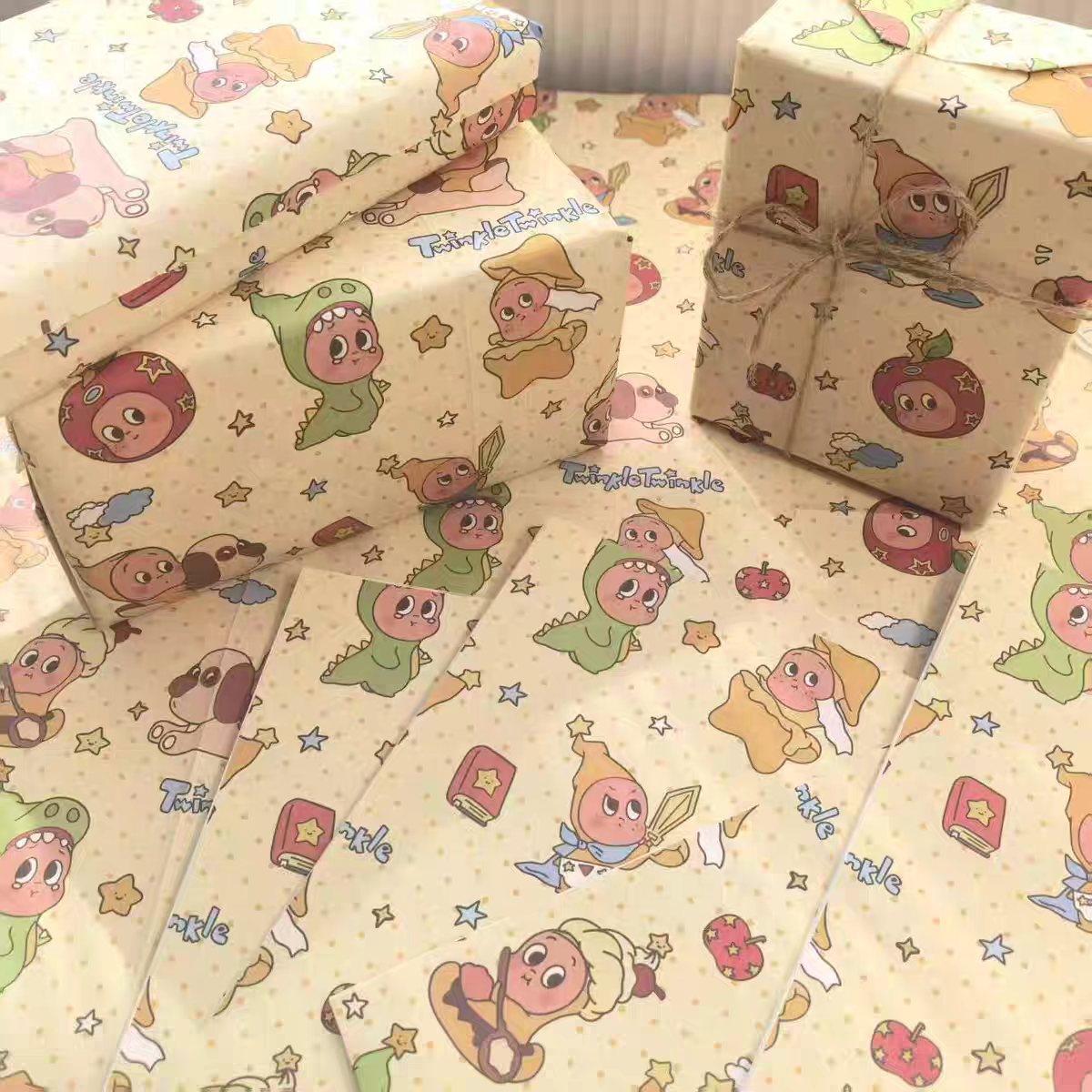 [2pcs] Gift Wrapping Paper Birthday Present Paper Kid Birthday Hello Kitty Dog Puppy Cabybara Rilakkuma Kuromi Miffy Pony Cute Animal Retro Kertas Balut Hadiah Pembalut Hadiah 生日礼物包装纸可爱儿童礼物星星人狗狗小新包装