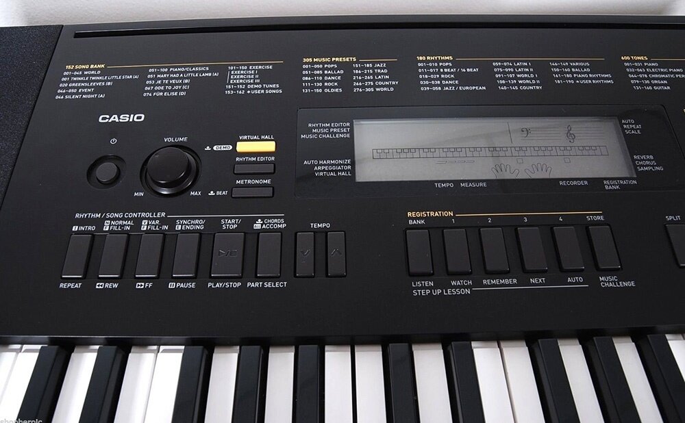 76 Key Casio WK-240 Standard Keyboard Piano 600 Tones 152 Songs New Fashion Adult