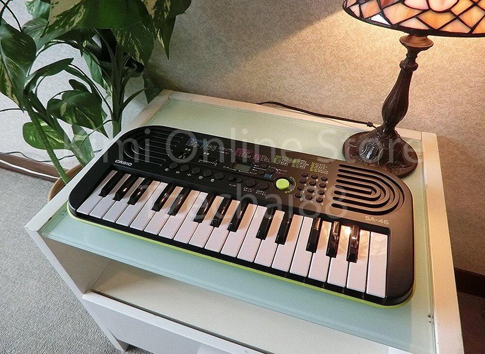 32 Key Mini Electronic Keyboard Piano Organ 2 Digit LCD Display 8 Note Polyphony 100 Tones 50 Patterns 10 Song One Touch Switch