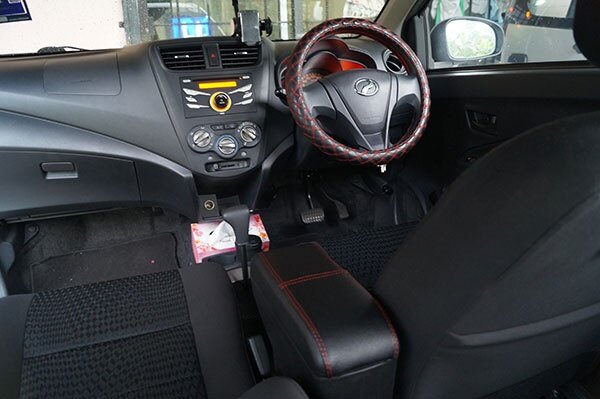 Perodua AXIA PVC Arm Rest Armrest Console Black Leather 